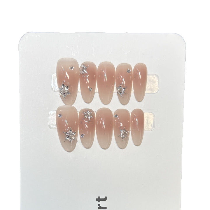 Decorative Press-On Nail Set with Sparkling Star Accents Stornfield