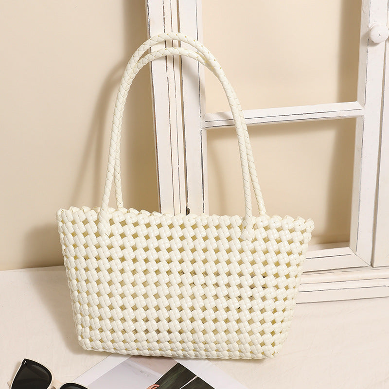 Braided Beach Bag with Practical Folding Mechanism Stornfield
