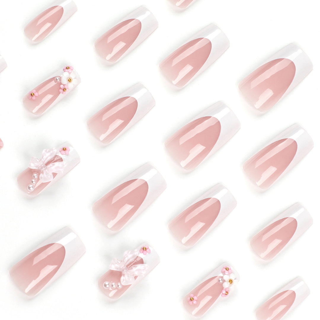 Artificial nail set with romantic 3D flowers and bow decorations Stornfield