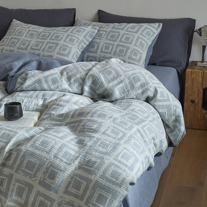 Quilted Botanical Cotton-Linen Comforter Set with Textured Floral Matelassé and Envelope Pillow Shams