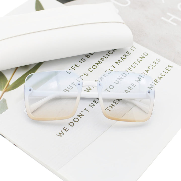 Women’s square sunglasses with extravagant leopard pattern Stornfield