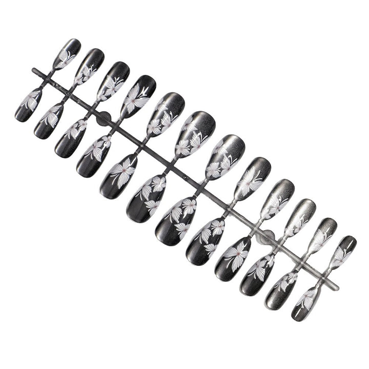 Floral Accent Press-On Nails Set Stornfield