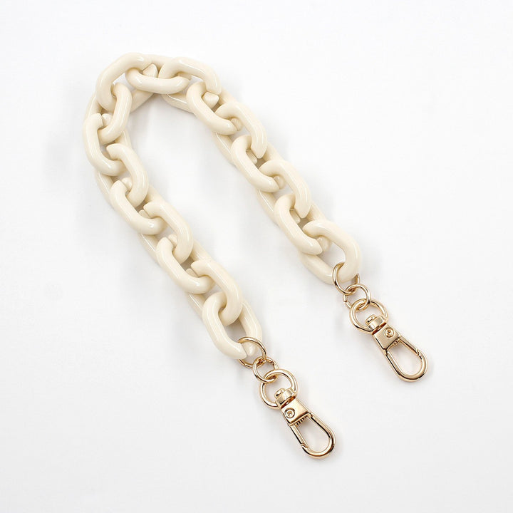 Elegant Beaded Eyewear Chain Stornfield
