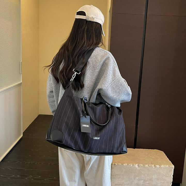 Stylish Weekend Travel Duffle Bag
