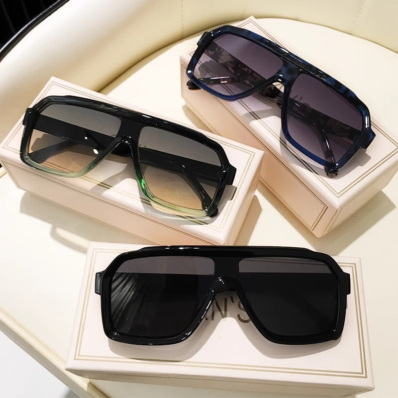 Women's large square sunglasses in a modern design with a sturdy frame Stornfield