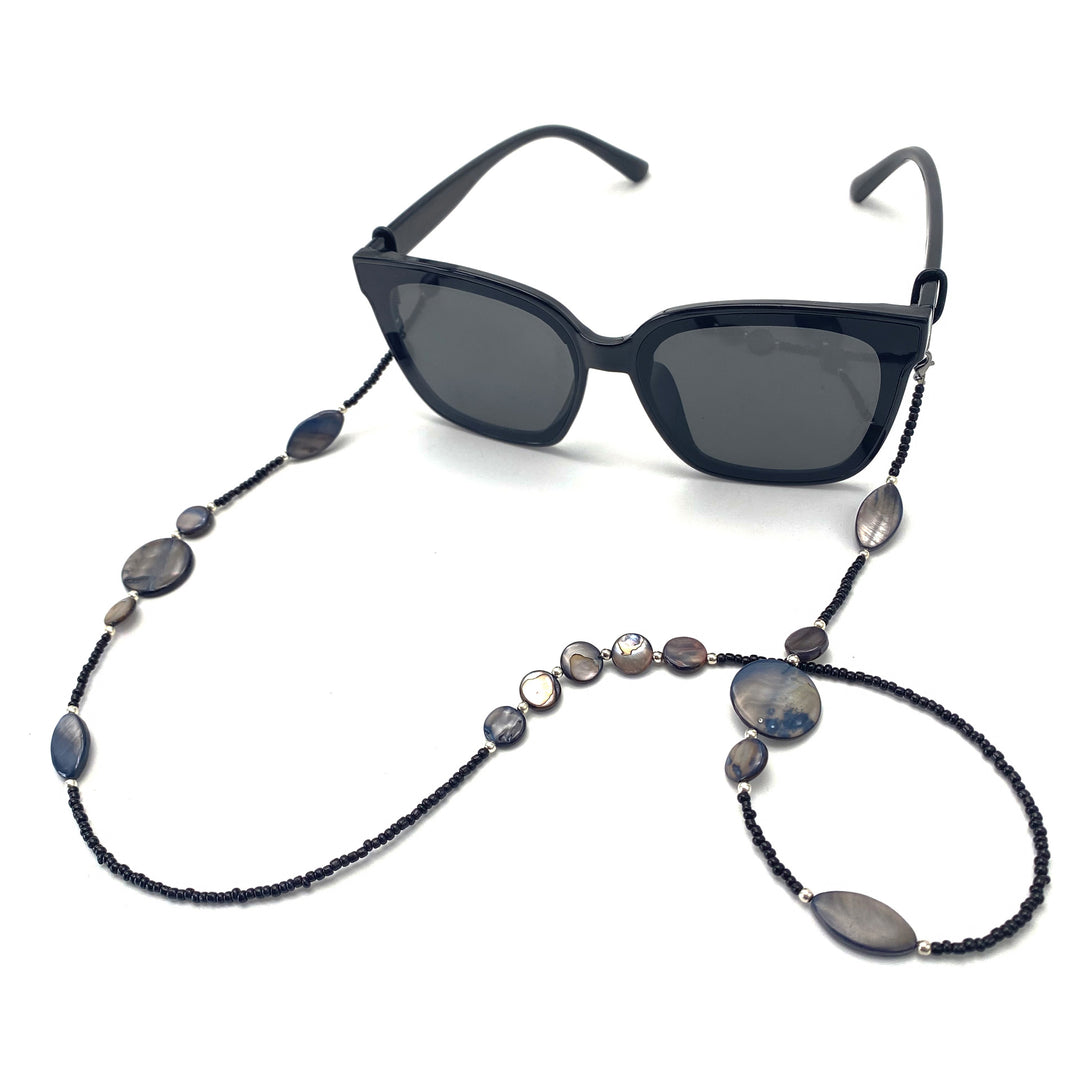Elegant Beaded Eyewear Holder Stornfield