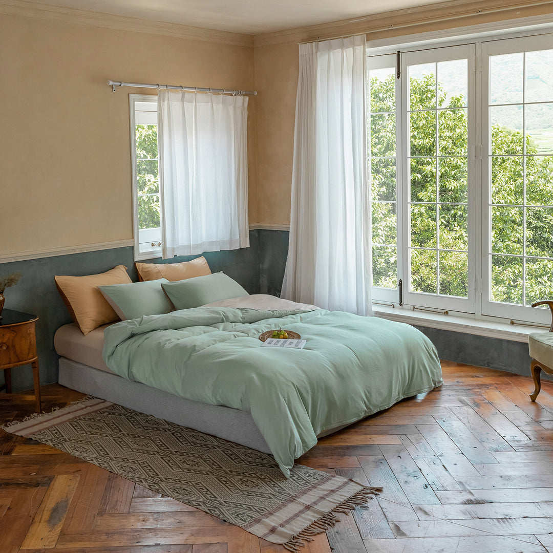 Stonewashed Cotton Duvet Cover & Oversized Comforter