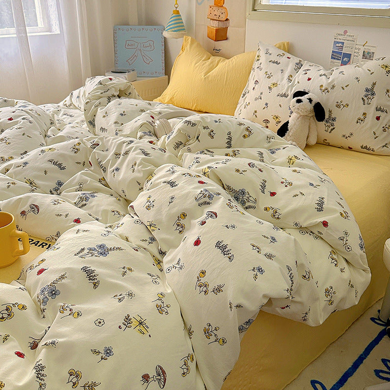 Floral Patterned Quilted Duvet Cover
