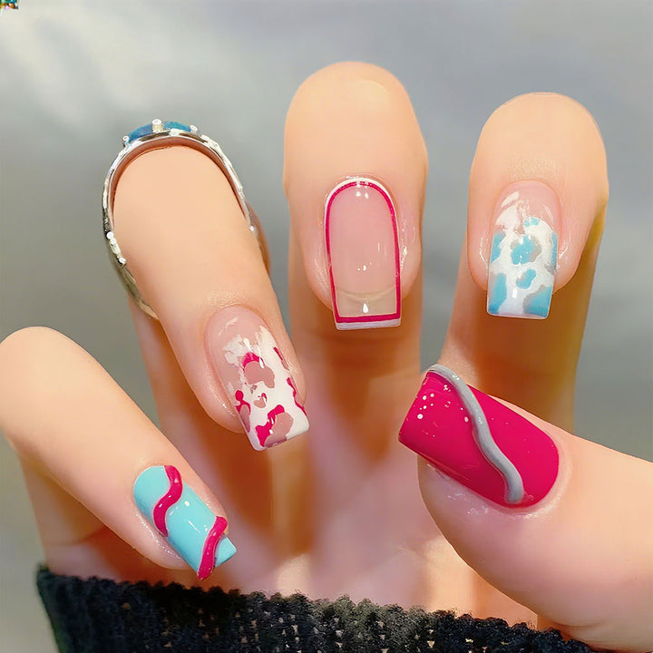 High-gloss artificial nails with rose effect Stornfield