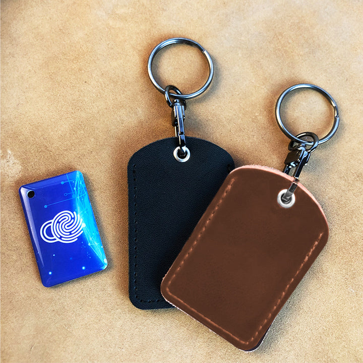 Unisex keychain with integrated Tracker Stornfield