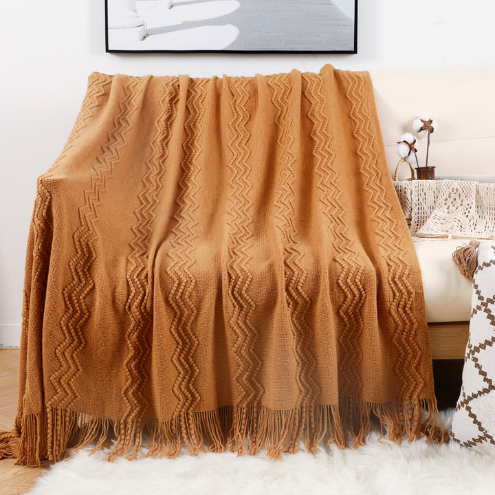Women Comfortable Knitted Blanket with Modern Zigzag Pattern Stornfield