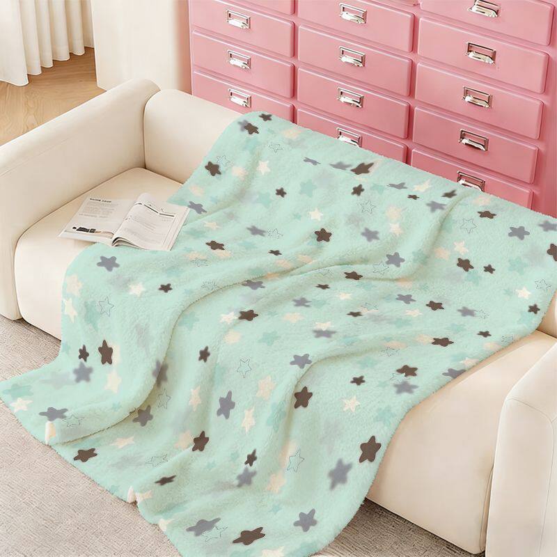 Star Patterned Soft Plush Blanket