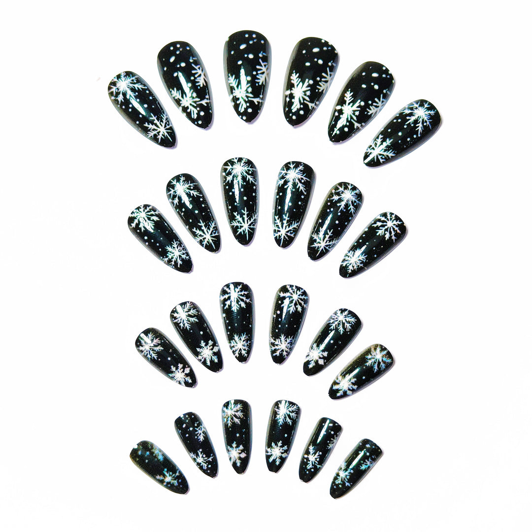 Artificial nails in winter snowflake design Stornfield