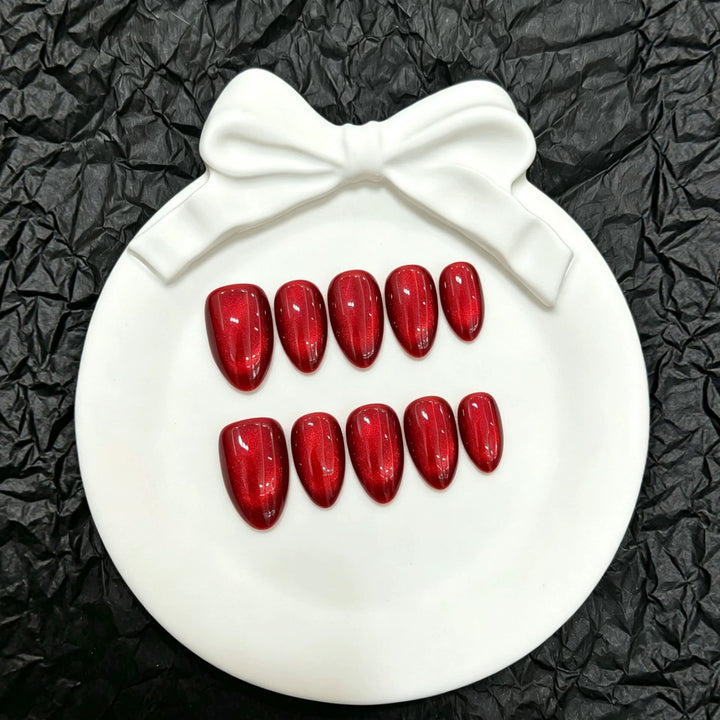Premium Press-On Nail Art Set with Glittering Finish