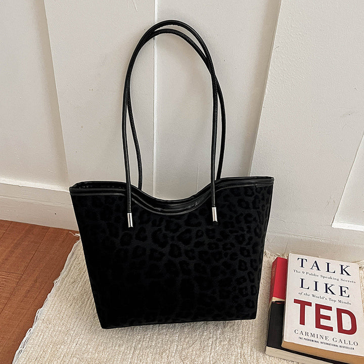 Stylish and Versatile Tote Bag