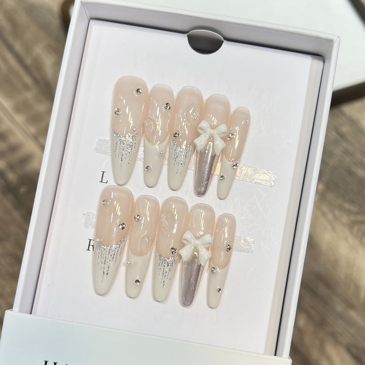 Luxurious Decorative Press-On Nail Tips