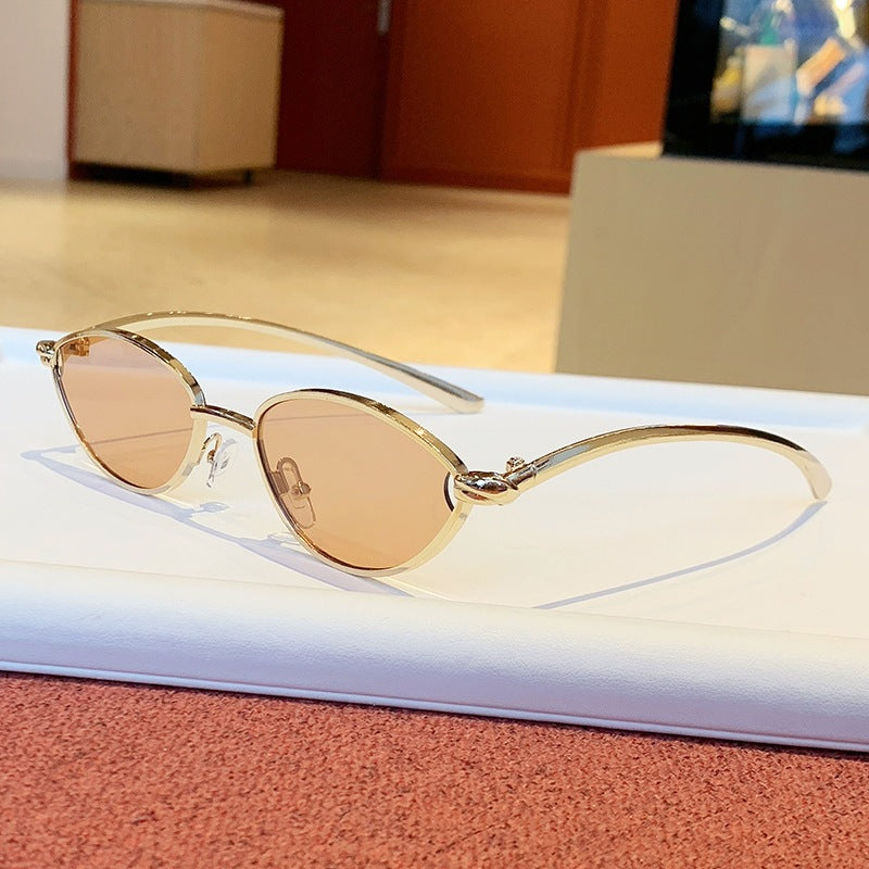 Women's designer sunglasses with elegant metal frame and protective lenses Stornfield