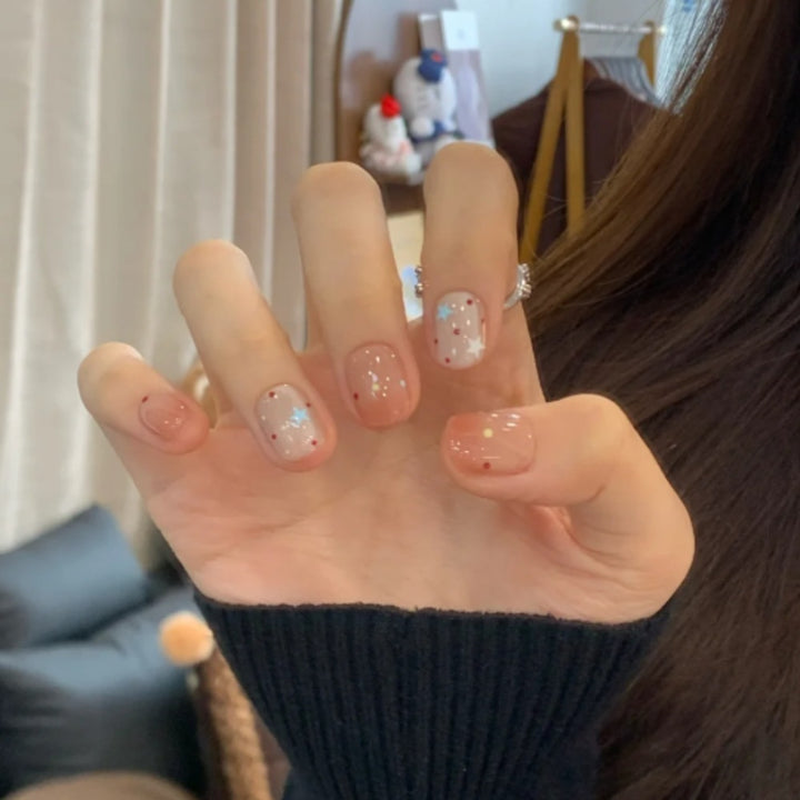 Artistic Press-On Nail Set with Star Design Stornfield