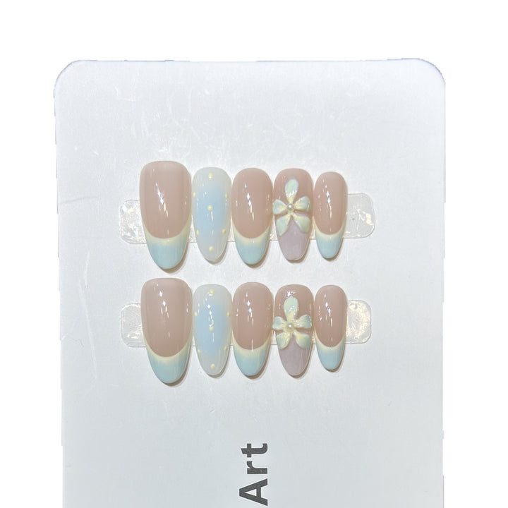 Elegant Press-On Nail Art Set with Floral and Ombre Design Stornfield