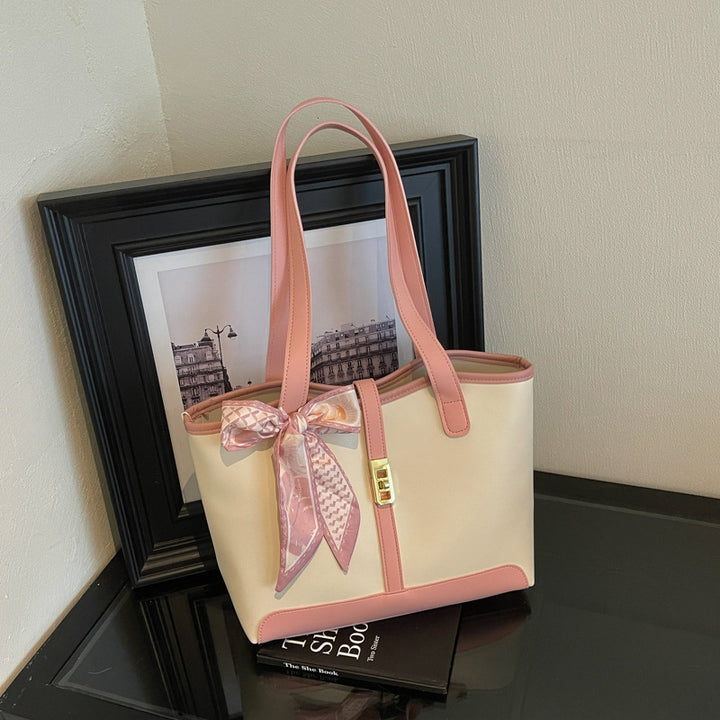 Elegant Classic Tote Bag