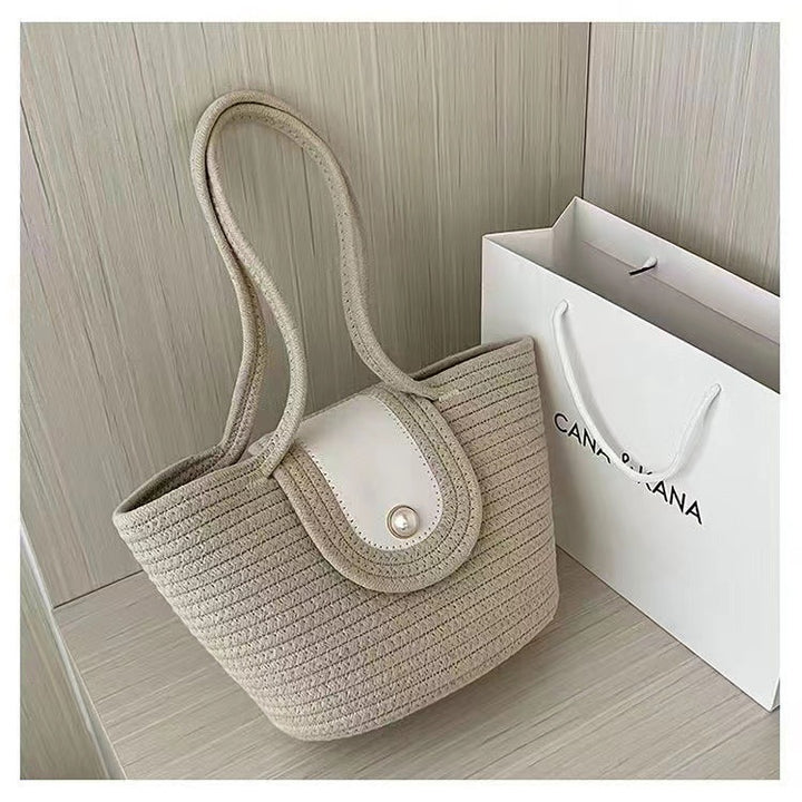 Fashionable basket bag with pearl clasp Stornfield