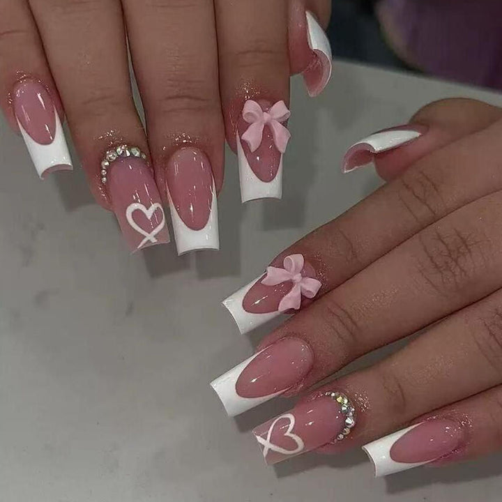 Artistic Statement Press-On Nails Stornfield