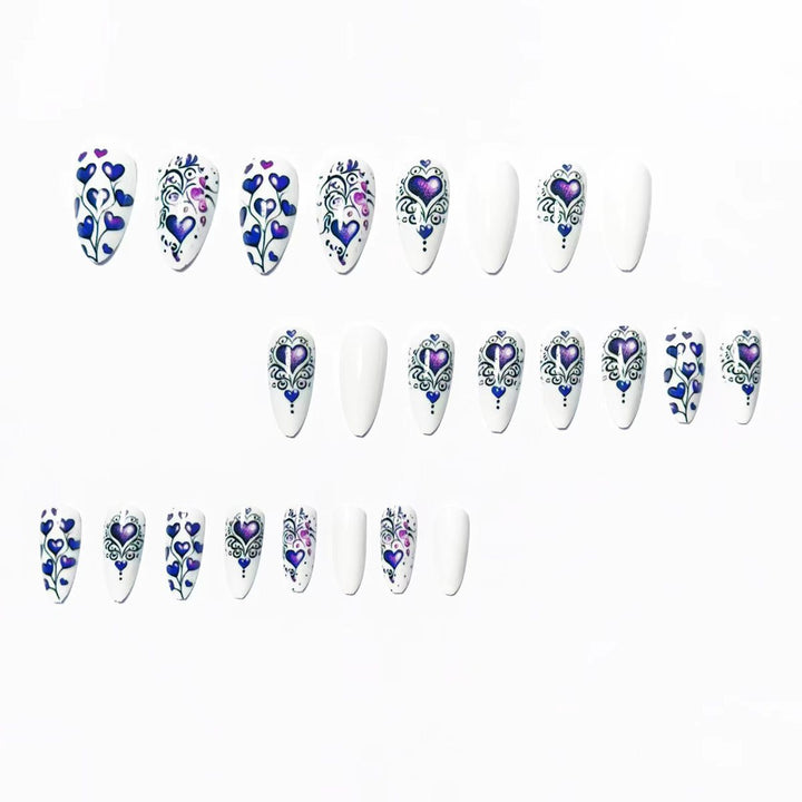 Artificial nails with romantic heart design Stornfield