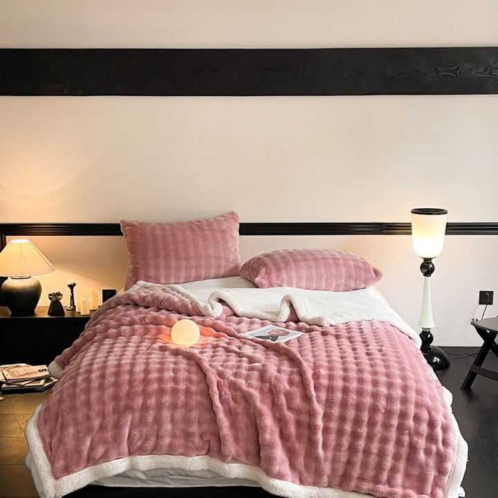 Luxurious Plush Comforter Set