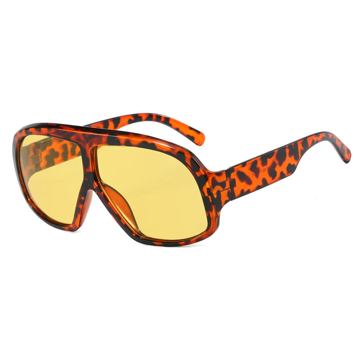Ladies oversized sunglasses in fashionable tortoiseshell pattern Stornfield