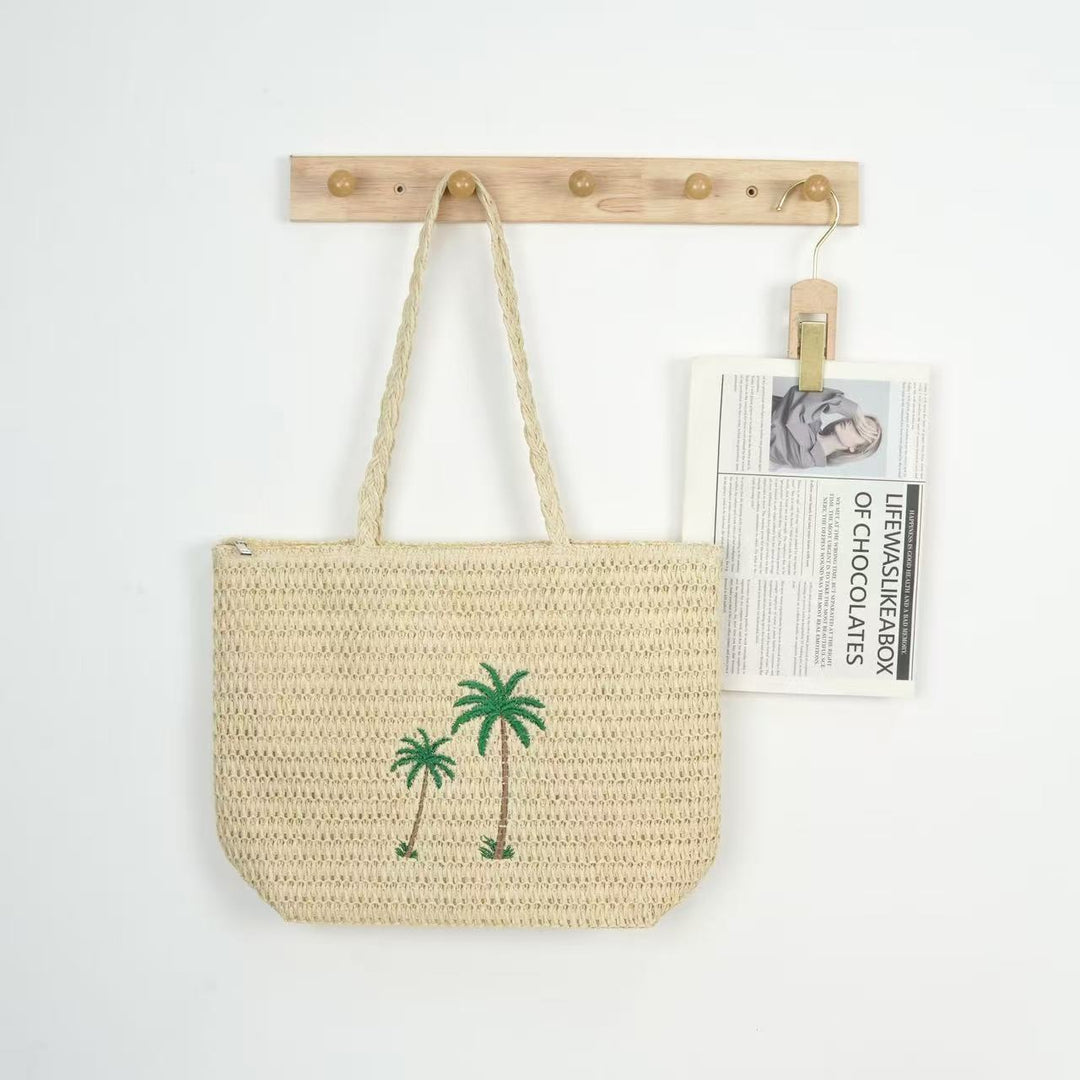 Beach bag with handcrafted palm pattern Stornfield