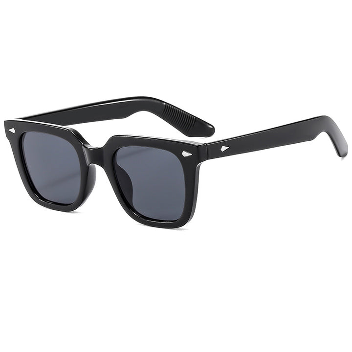 Ladies fashionable glasses with oversized, transparent frame Stornfield
