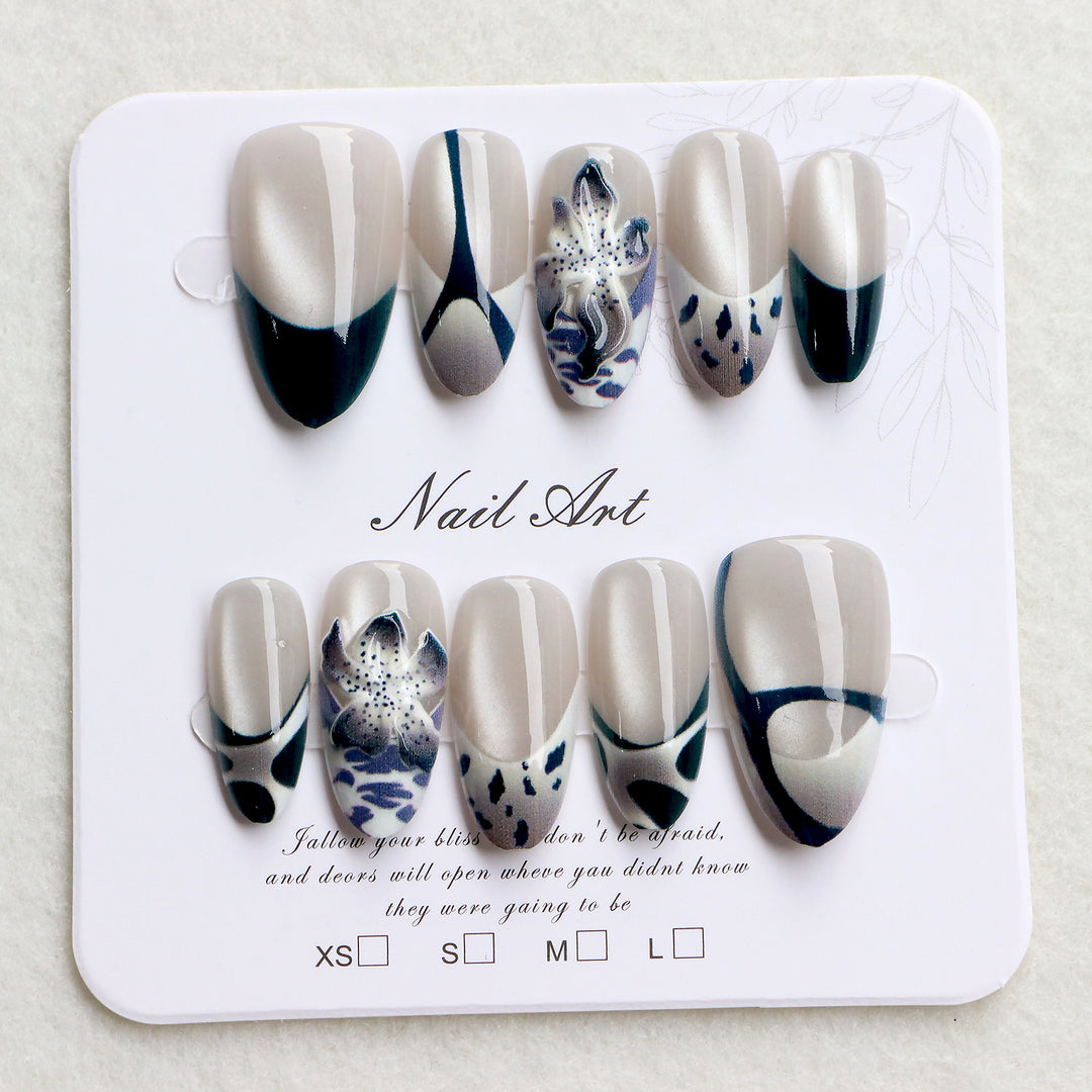 Artistic Floral Nail Art Set Stornfield