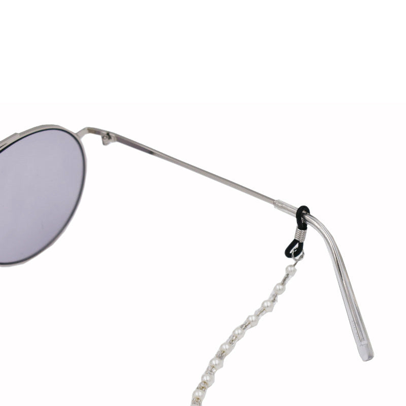 Elegant Pearlescent Eyewear Chain Stornfield