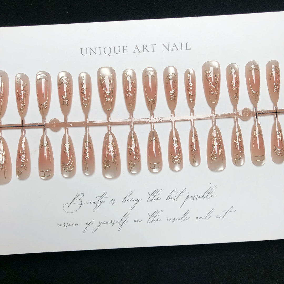 Floral Vintage Press-On Nail Set