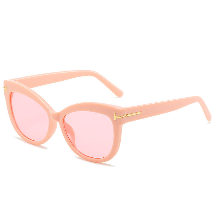 Chic Oversized Cat-Eye Sunglasses Stornfield