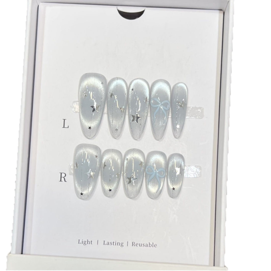 Decorative Star and Bow Press-On Nail Set
