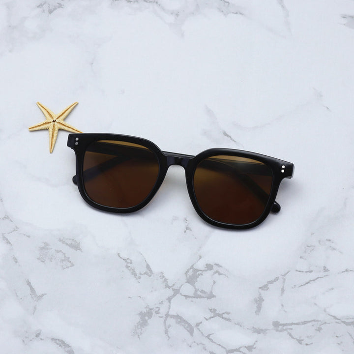 Fashion-Forward Oversized Square Sunglasses Stornfield