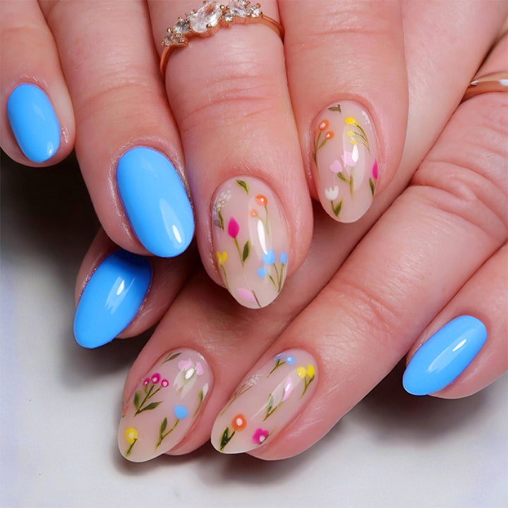 Detailed Floral Design Press-On Nail Set Stornfield