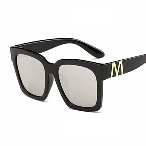 Women Elegant Oversized Sunglasses with Polarizing Lenses Stornfield