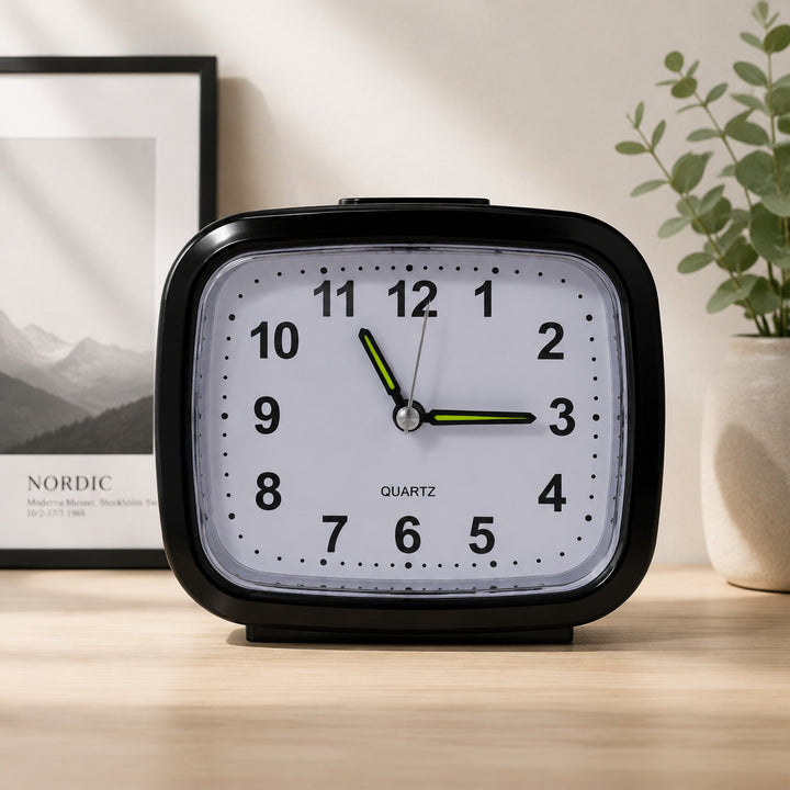 Quarz Alarm Clock with Large Dial Stornfield