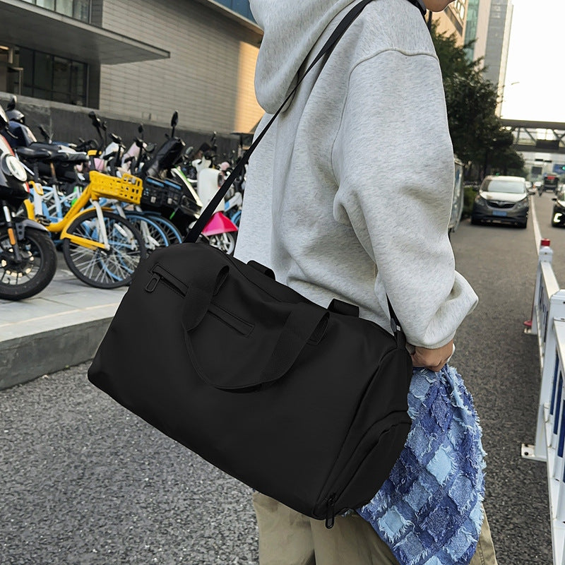 Flexible Sport and Travel Suitcase Stornfield