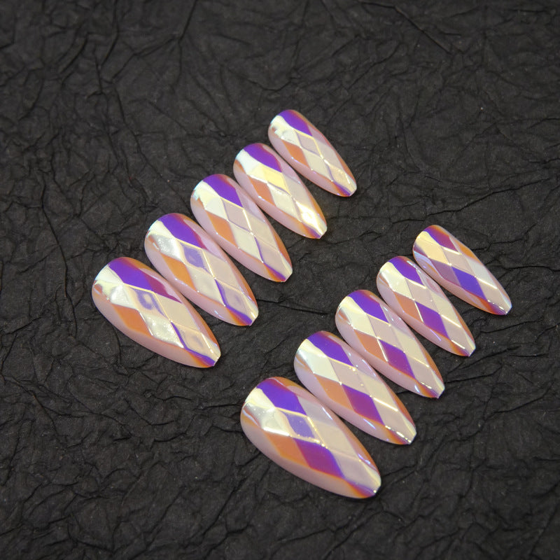 Glamorous Diamond Pattern Press-On Nail Set