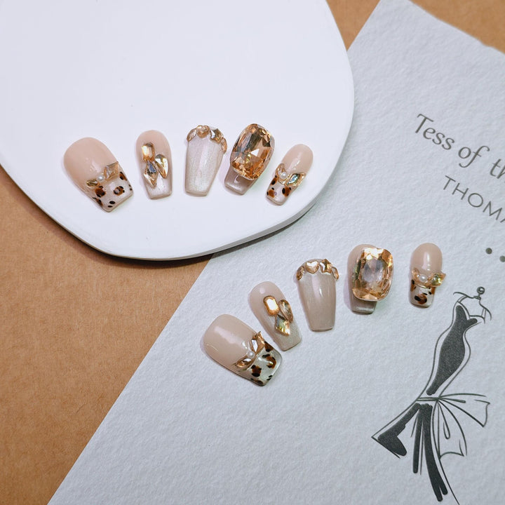 Elegant French Tip Press-On Nails Stornfield