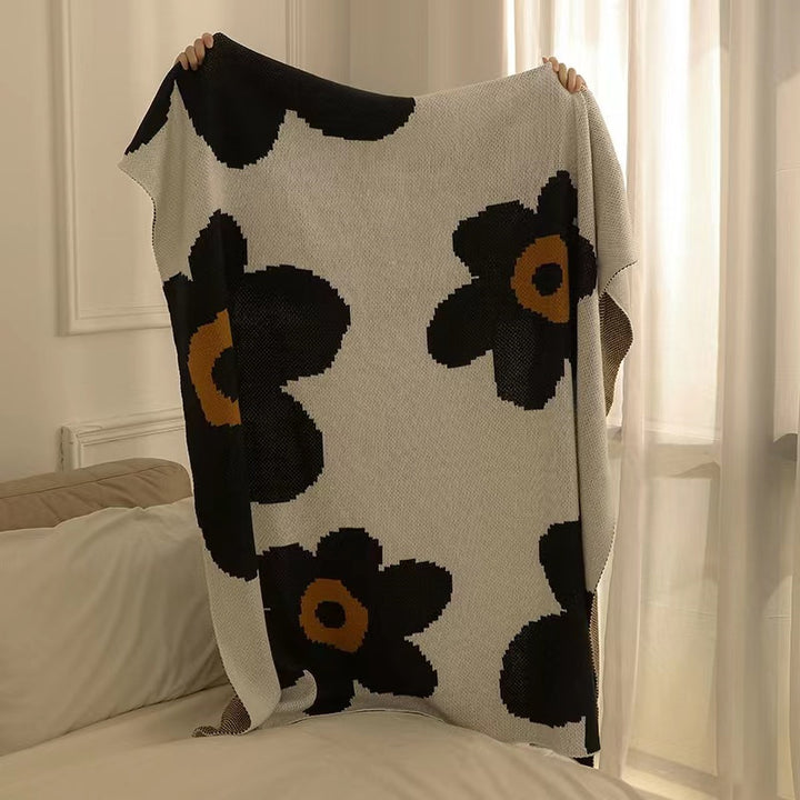 Floral Patterned Knit Throw Blanket