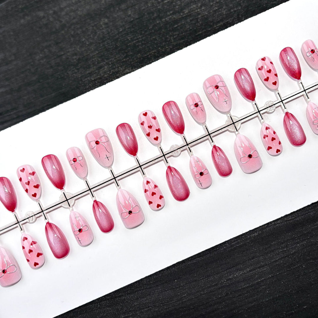 Elegant Polka Dot and Lace Press-On Nail Set
