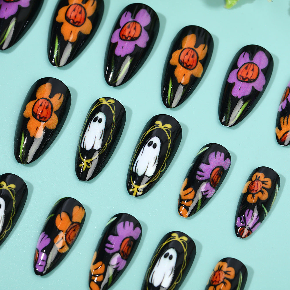 Artificial nails with creative Halloween design Stornfield