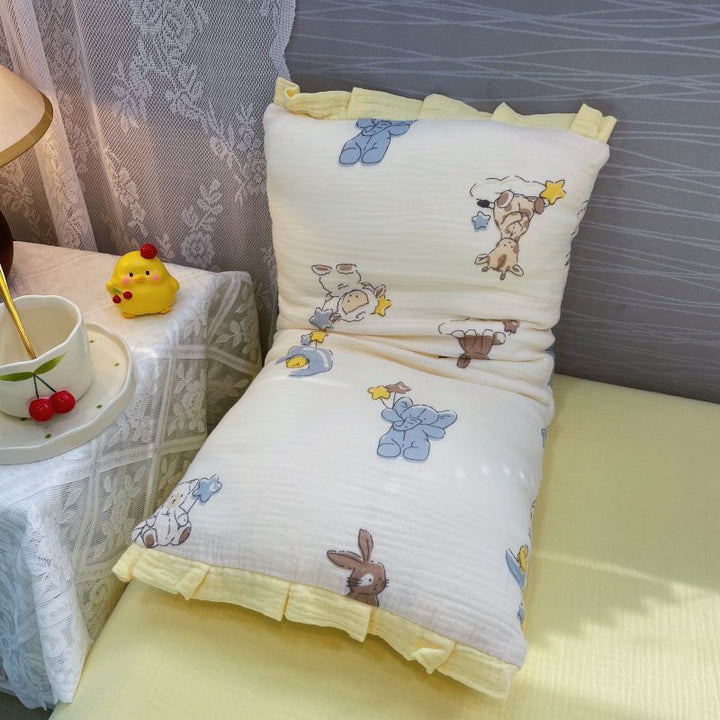 Cozy reading pillow with ruffles and muslin cotton cover