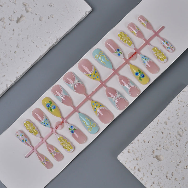 Artistic Decorative Press-On Nail Set Stornfield