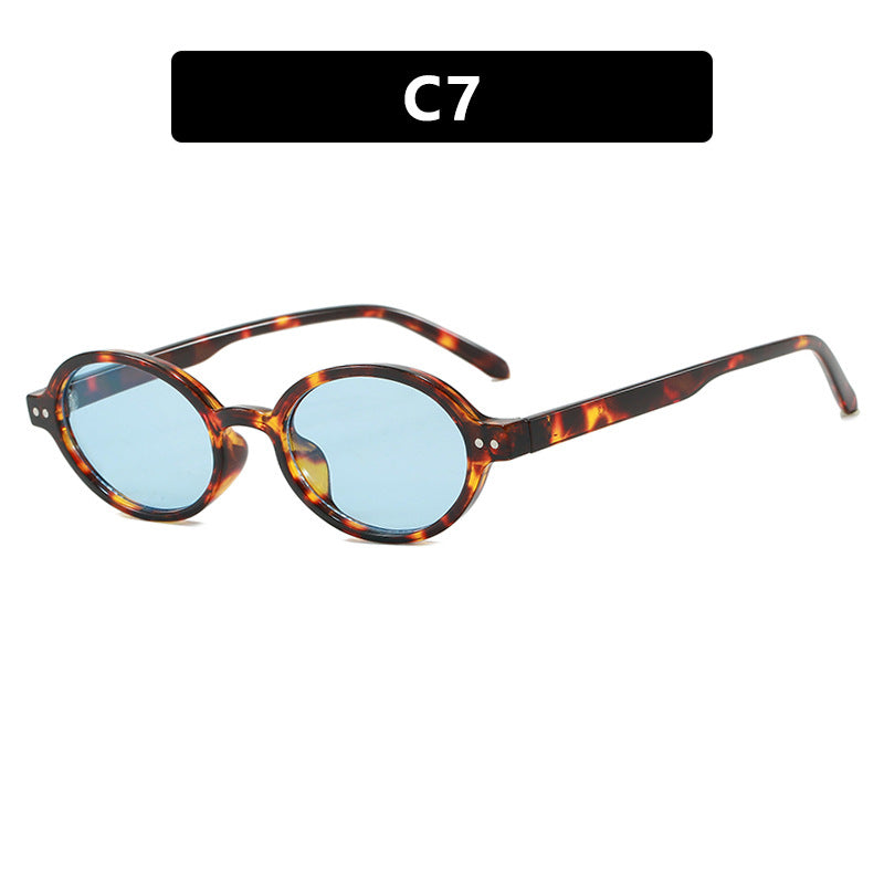 Ladies fashionable oval-shaped sunglasses with fancy frame Stornfield