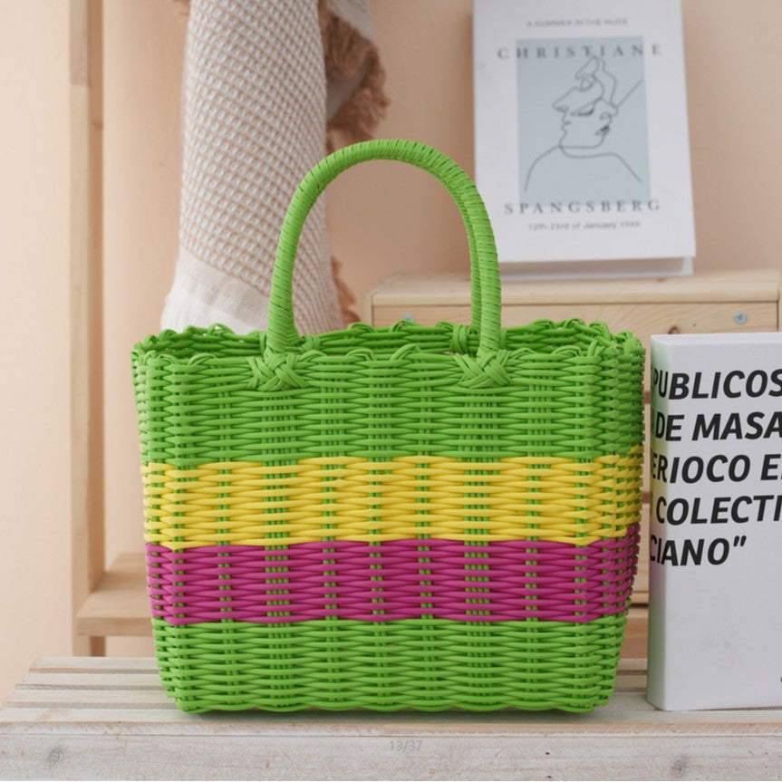 Handcrafted wicker bag with stylish design Stornfield